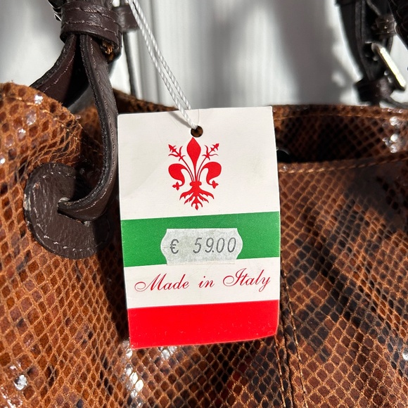 NWT Faux Snakeskin Handbag - Picture 2 of 2